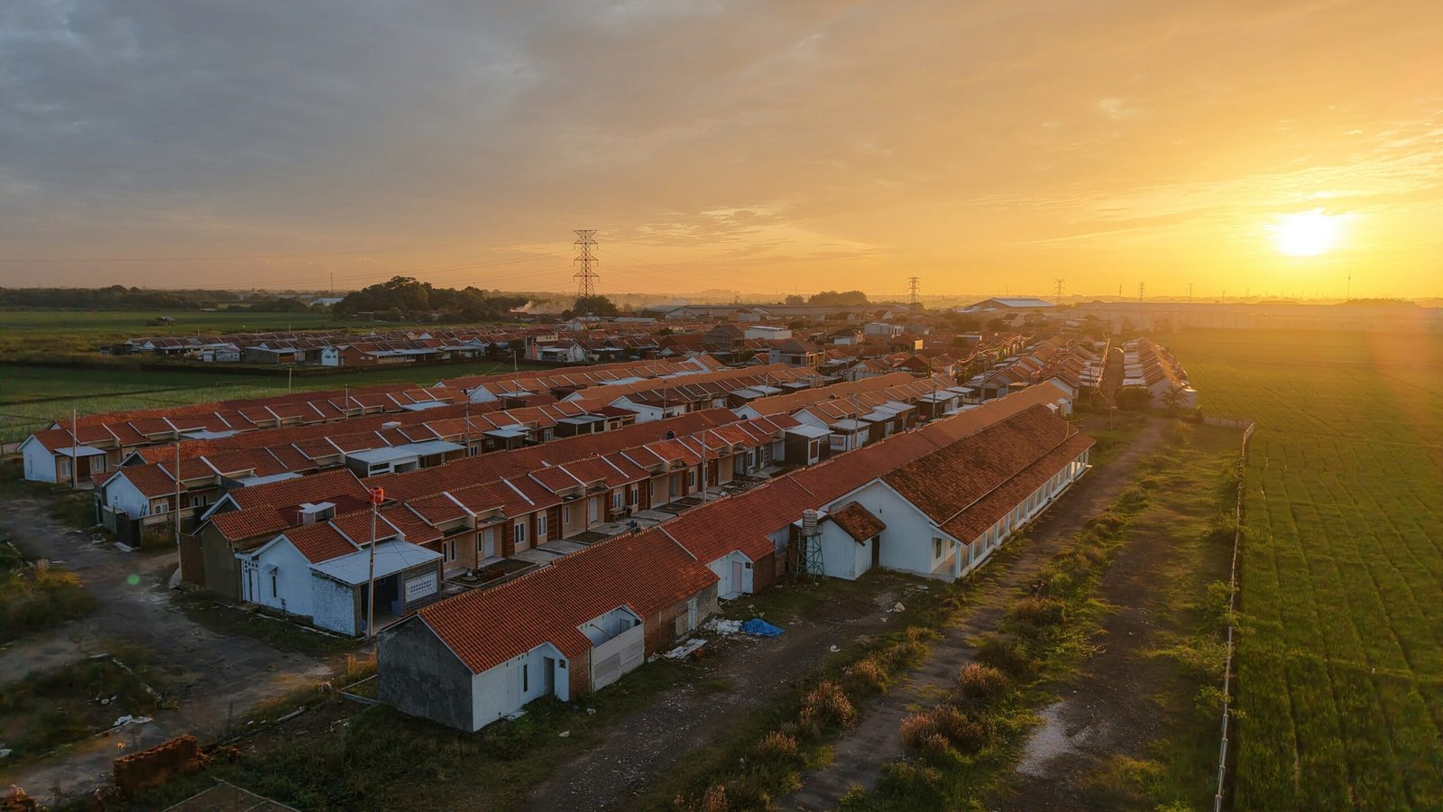 doge hhs migrant housing contract