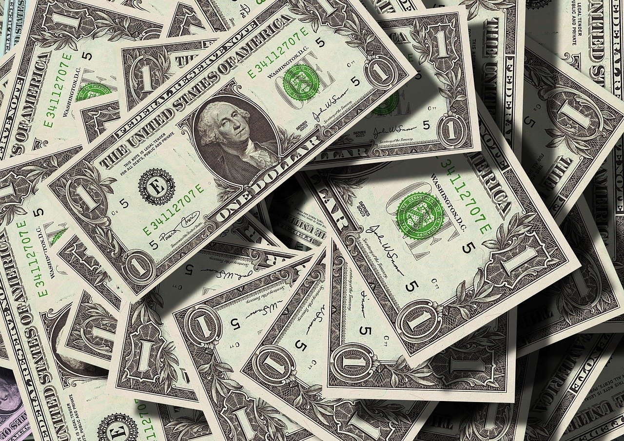 4399.00 USD to PKR – How Much is $4,399 in Pakistani Rupees