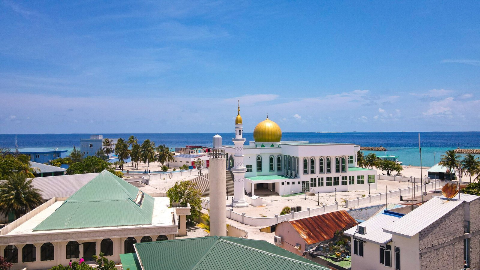 Nation of Brunei the Abode of Peace: A Prosperous Islamic State